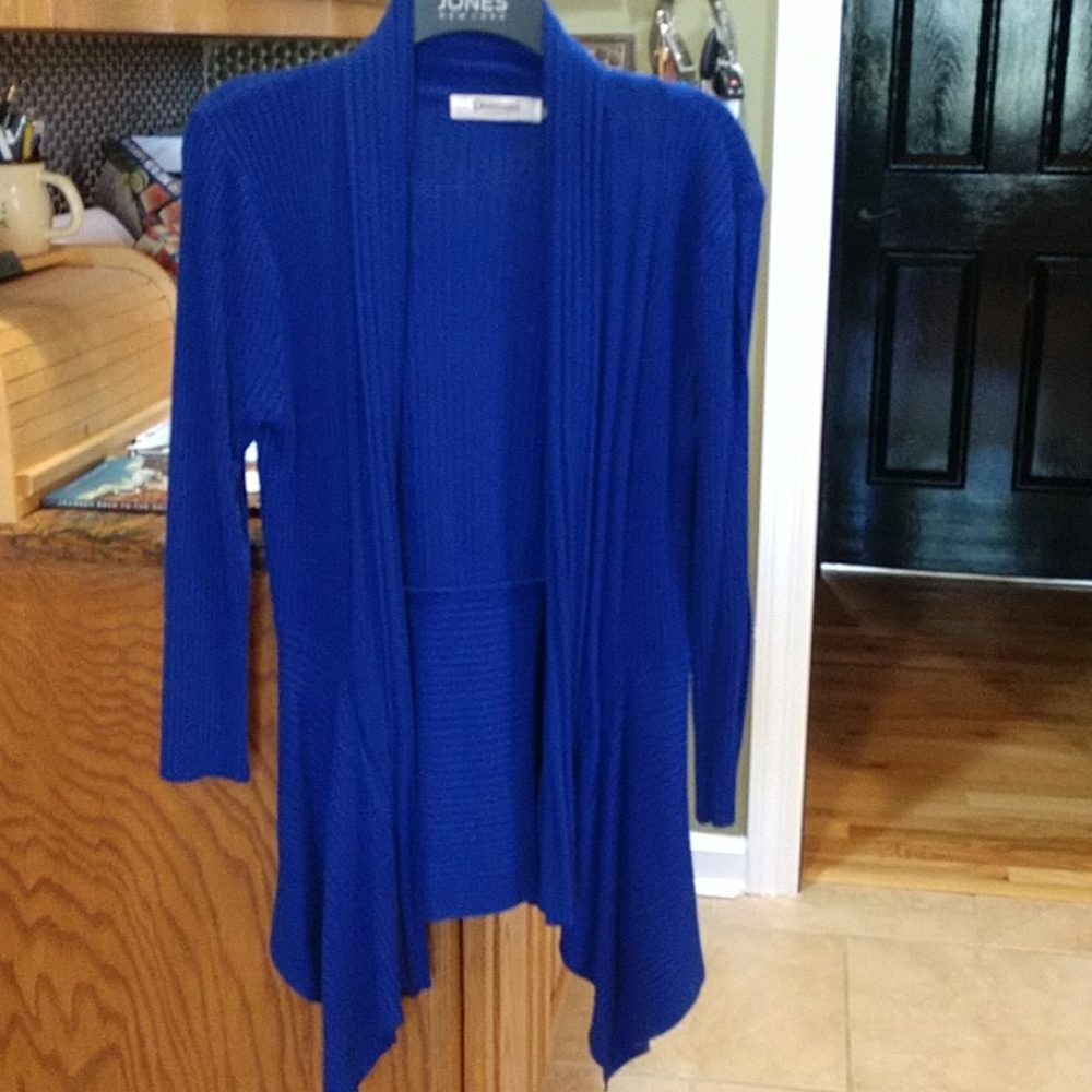 Boutique Sweater - Picture 1 of 7